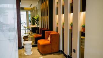 Quầy tiếp tân