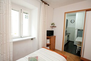 Basic Studio, City View | Free WiFi - Victoria Spire Center of the Old Town (Zadar)