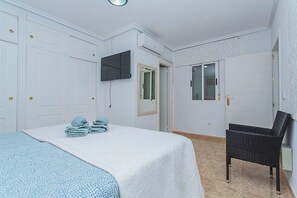3 Schlafzimmer, Bügeleisen/Bügelbrett, kostenloses WLAN, Bettwäsche