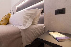 Minibar, in-room safe, desk, iron/ironing board - Sound Garden Charming Rooms (Melendugno)