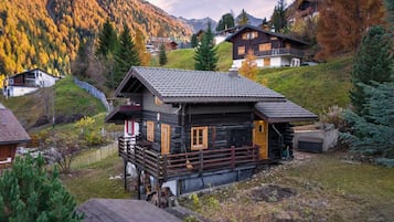 Chalet (3 Bedrooms) | Denah