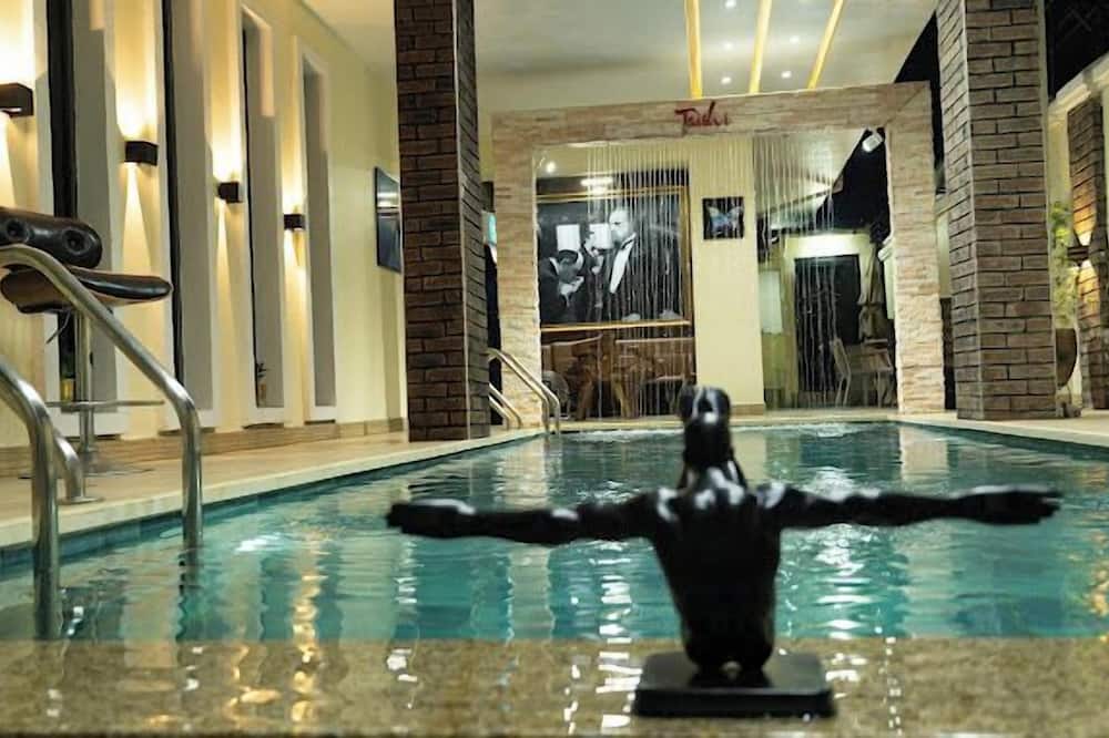 Taishi Hotel