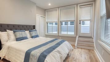 Suite Premium | 1 habitación, muebles diferentes y espacio para trabajar con laptop