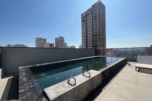 Eenvoudige studio | Zwembad