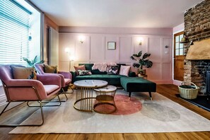 Televisie en een open haard