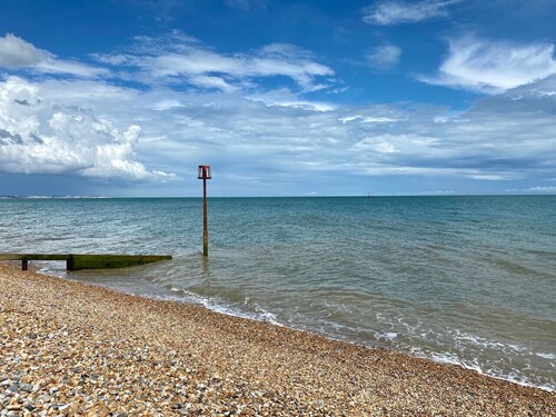 Georgian Coach House in a Prime Location in Deal