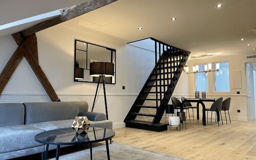 Alfred Suites is an elegant, upscale residence ideally located in the vibrant he