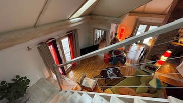 Télévision, cheminée