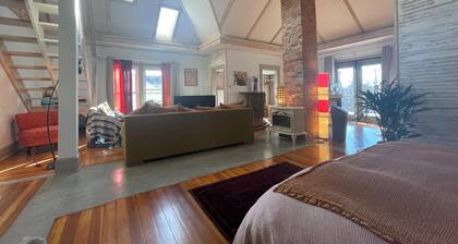 The Artist's Treehouse