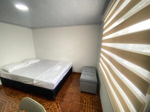 4 bedrooms, WiFi, bed sheets