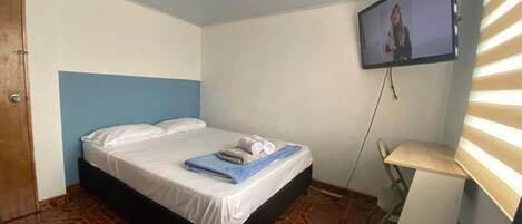 4 bedrooms, WiFi, bed sheets
