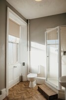 Comfort Double Room, Non Smoking, Private Bathroom | Bathroom