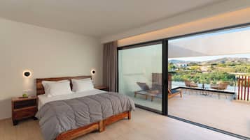 Aethrion Junior Suite | Quartos à prova de som, Wi-Fi de cortesia