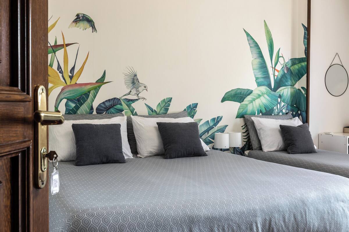 Triple Room, Shared Bathroom, Garden View | Desk, blackout drapes, WiFi (free)