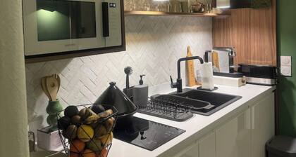 Heart of Marrakesh, Air conditioner, WI-FI