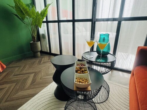 Heart of Marrakesh, Air conditioner, WI-FI