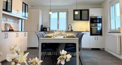 Vacation home, cooking island, garden, parking, 4-8 persons