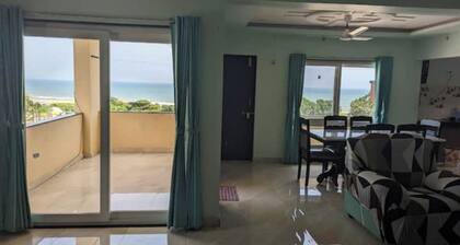 2nd floor Beach view 3 bedroom apartment between two hills