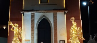 200m from the beach apartment 2 bedrooms, large balcony, private parking, ideal for couple with children