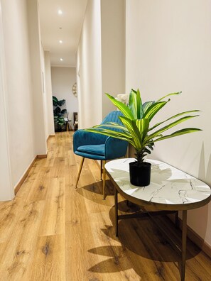 Interior - La Boutique by Rjgal  (Florence)