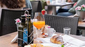 Colazione completa inclusa, servita tutte le mattine