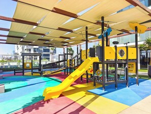 Children’s play area – outdoor