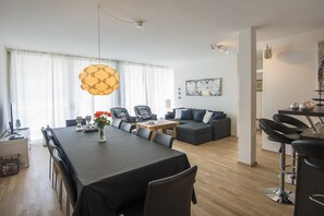 Apartment | Dining - Spacious Apartment With Mountain View (Bad Gastein)