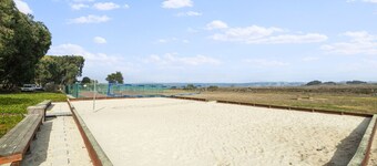 Oceanfront With Views & Privacy