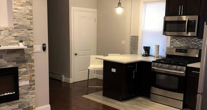 Charming 1-bedroom apartment in Queens with WiFi and AC