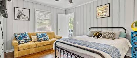 5 Schlafzimmer, Bügeleisen/Bügelbrett, kostenloses WLAN, Bettwäsche