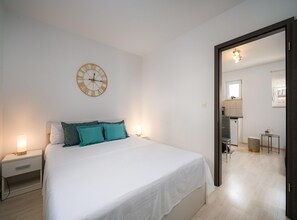 1 bedroom, iron/ironing board