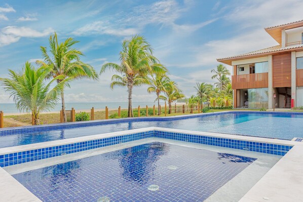 Pool - IT91 Wonderful apartment right on the sand - Itacimirim (Camaçari)