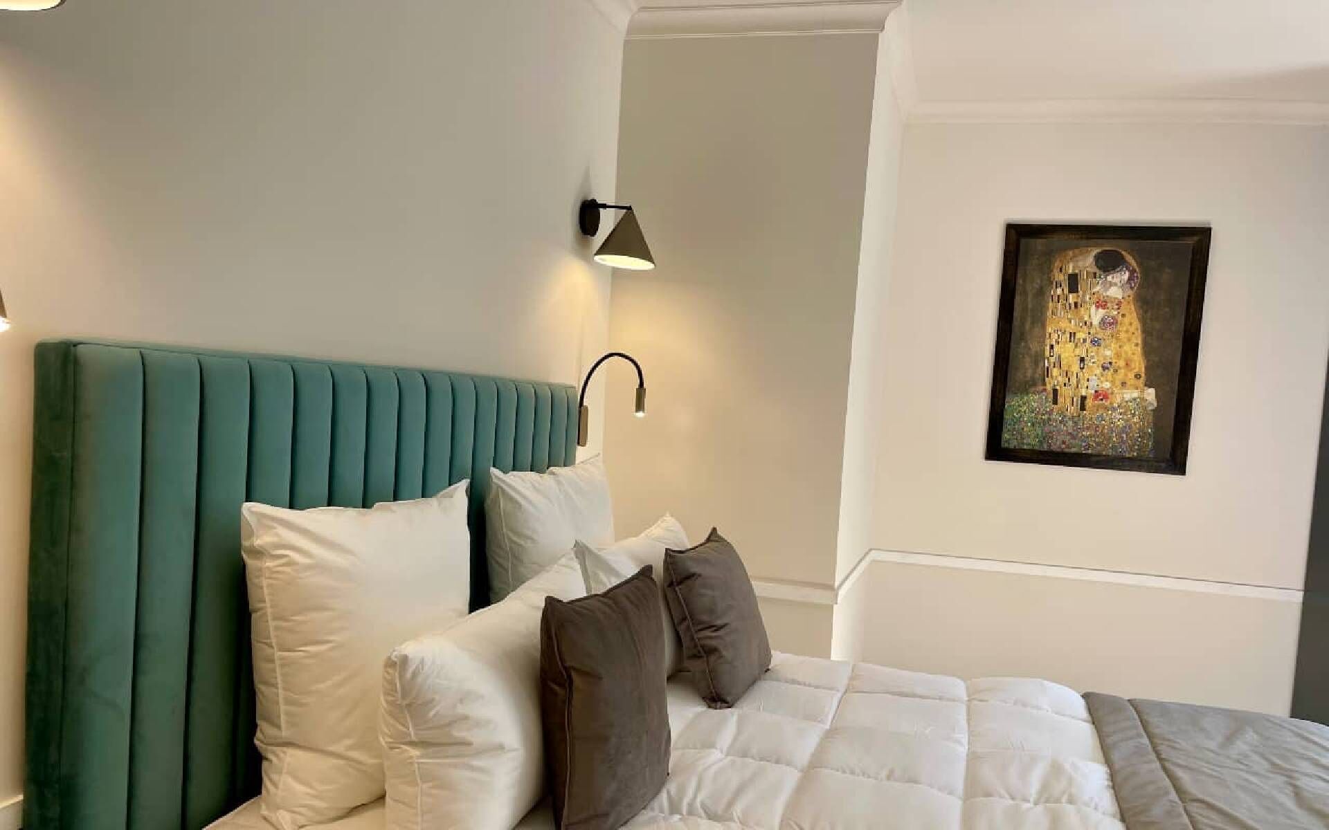 2 chambres, fer et planche à repasser, Wi-Fi, draps fournis