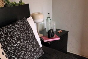 1 bedroom, iron/ironing board, WiFi, bed sheets - Casa Arrayán- 1 Private room / Private bathroom  (Guadalajara)