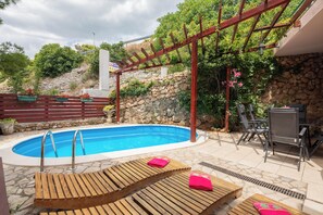 Outdoor dining - Villa Eden (Mimice)