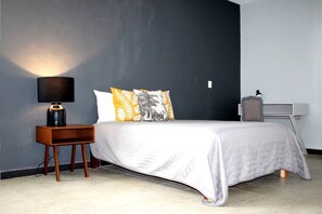 1 soverom, strykejern/-brett, wi-fi og sengetøy