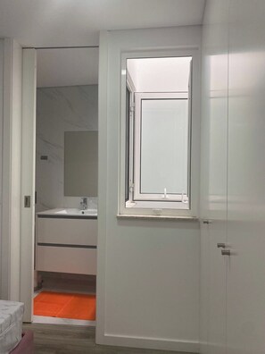 Comfort Suite, City View (SUITE B) | 1 bedroom, free WiFi