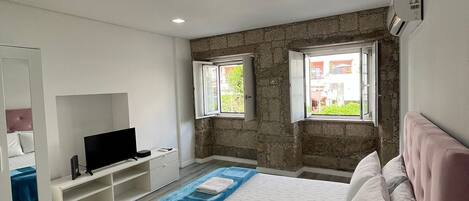 Chambre, salle de bains commune, vue ville (Privado 1 andar) | 1 chambre, Wi-Fi gratuit