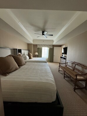 2 chambres, fer et planche à repasser, Wi-Fi, draps fournis