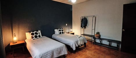 1 chambre, fer et planche Ă repasser, Wi-Fi, literie fournie