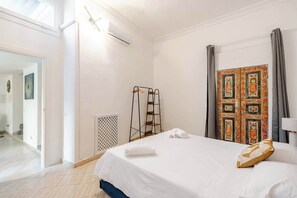 4 Schlafzimmer, Bügeleisen/Bügelbrett, WLAN, Bettwäsche