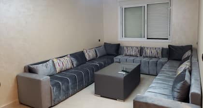 Spacious and charming 2-bedroom apartment in delightful Tanger with fast WiFi