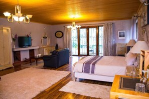 1 habitación, tabla de planchar con plancha y wifi