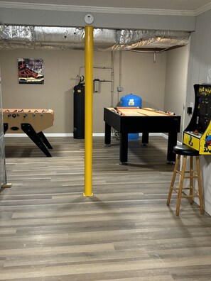 Spielezimmer