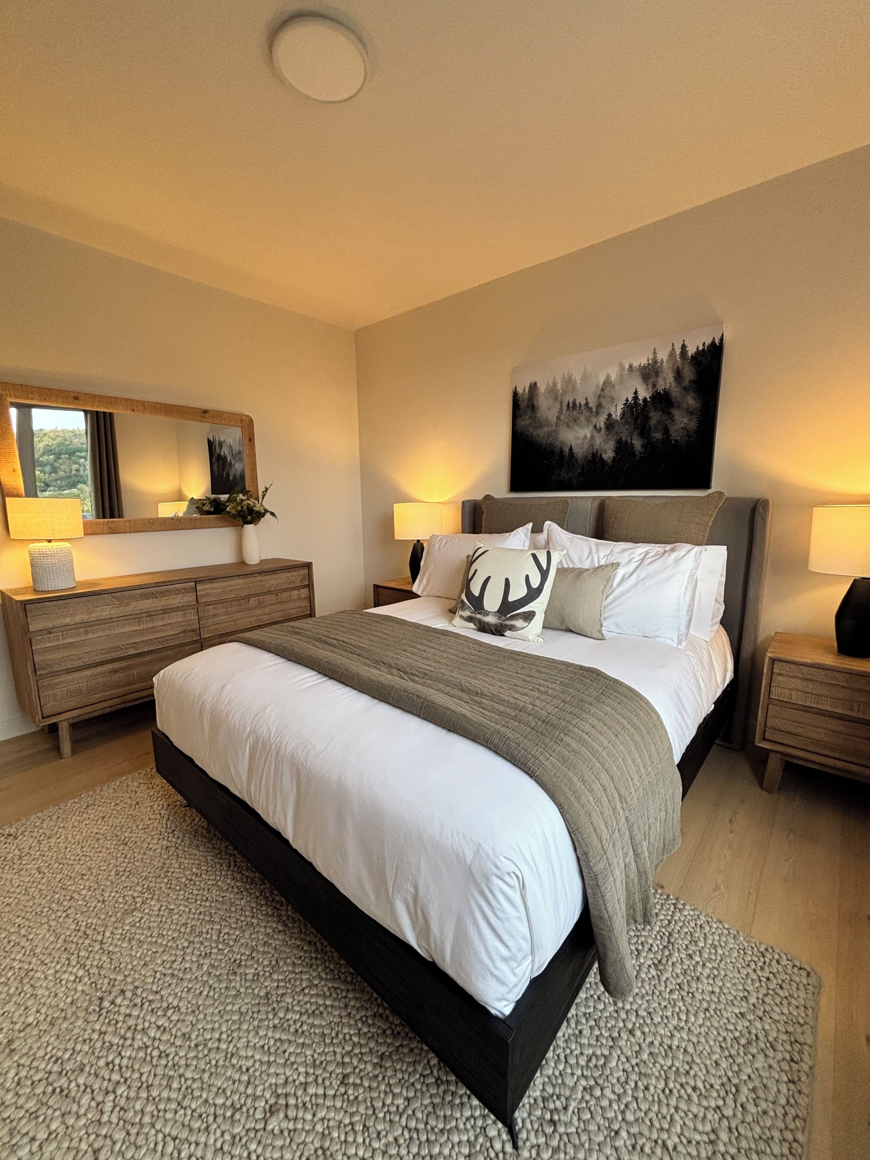 Kondo Mewah (Le 300) | Seprai premium, kedap suara, dan setrika/meja setrika