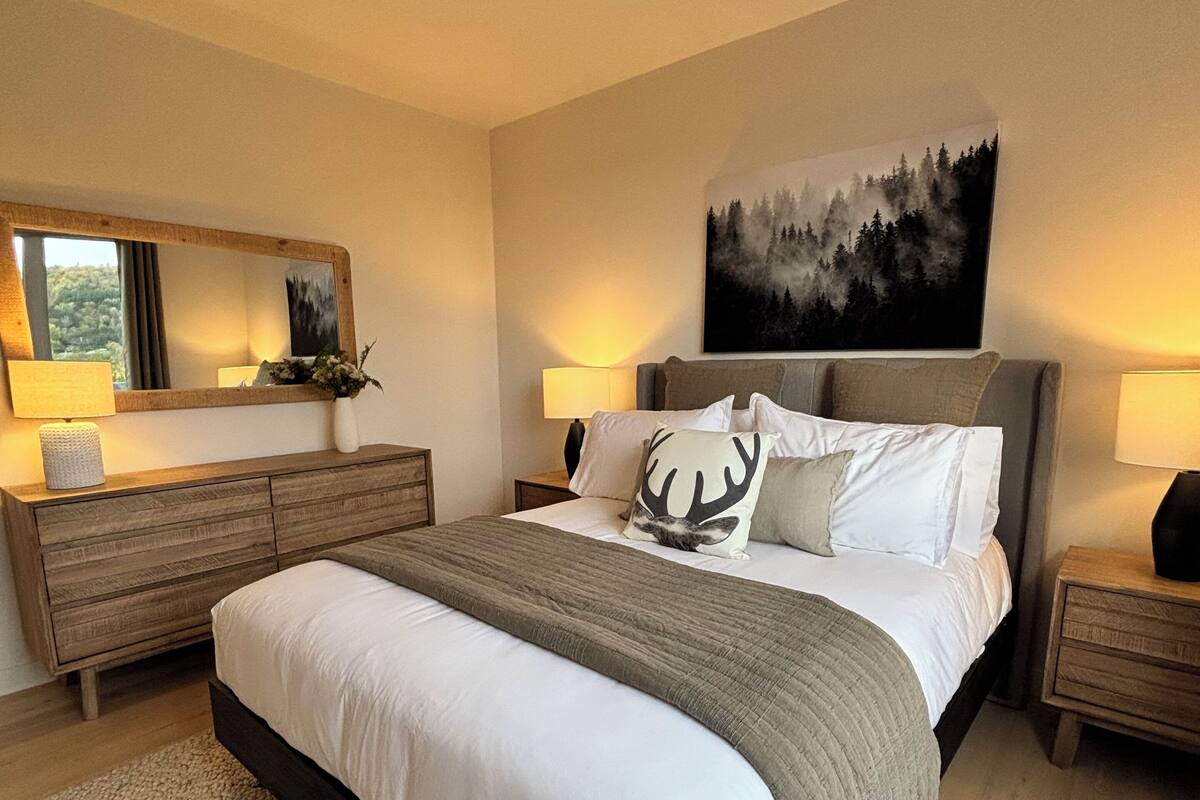 Kondo Mewah (Le 300) | Seprai premium, kedap suara, dan setrika/meja setrika