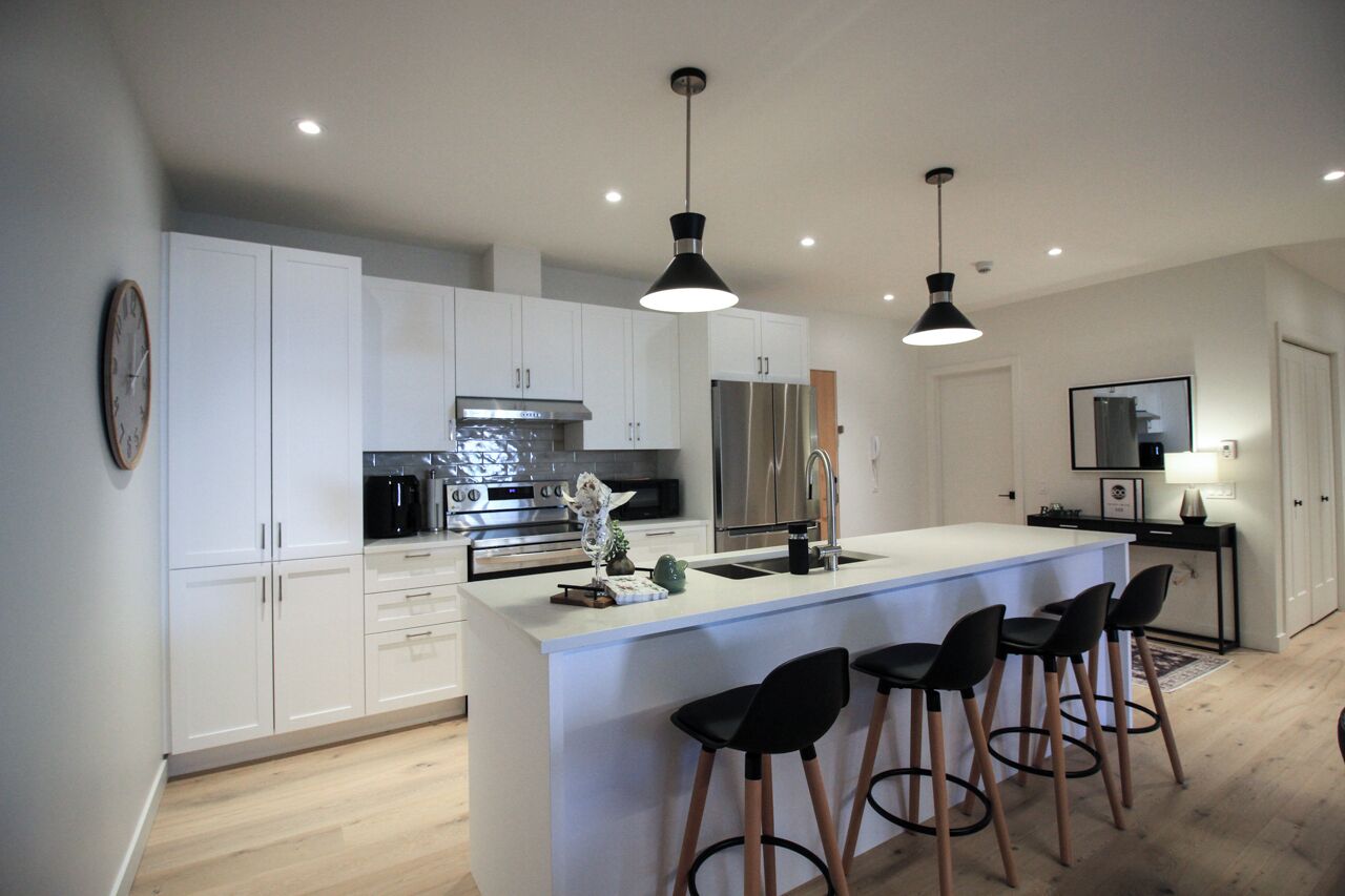 公寓式客房 (Le 103) | 私人厨房 | 大冰箱、电热水壶、烤面包机、纸巾