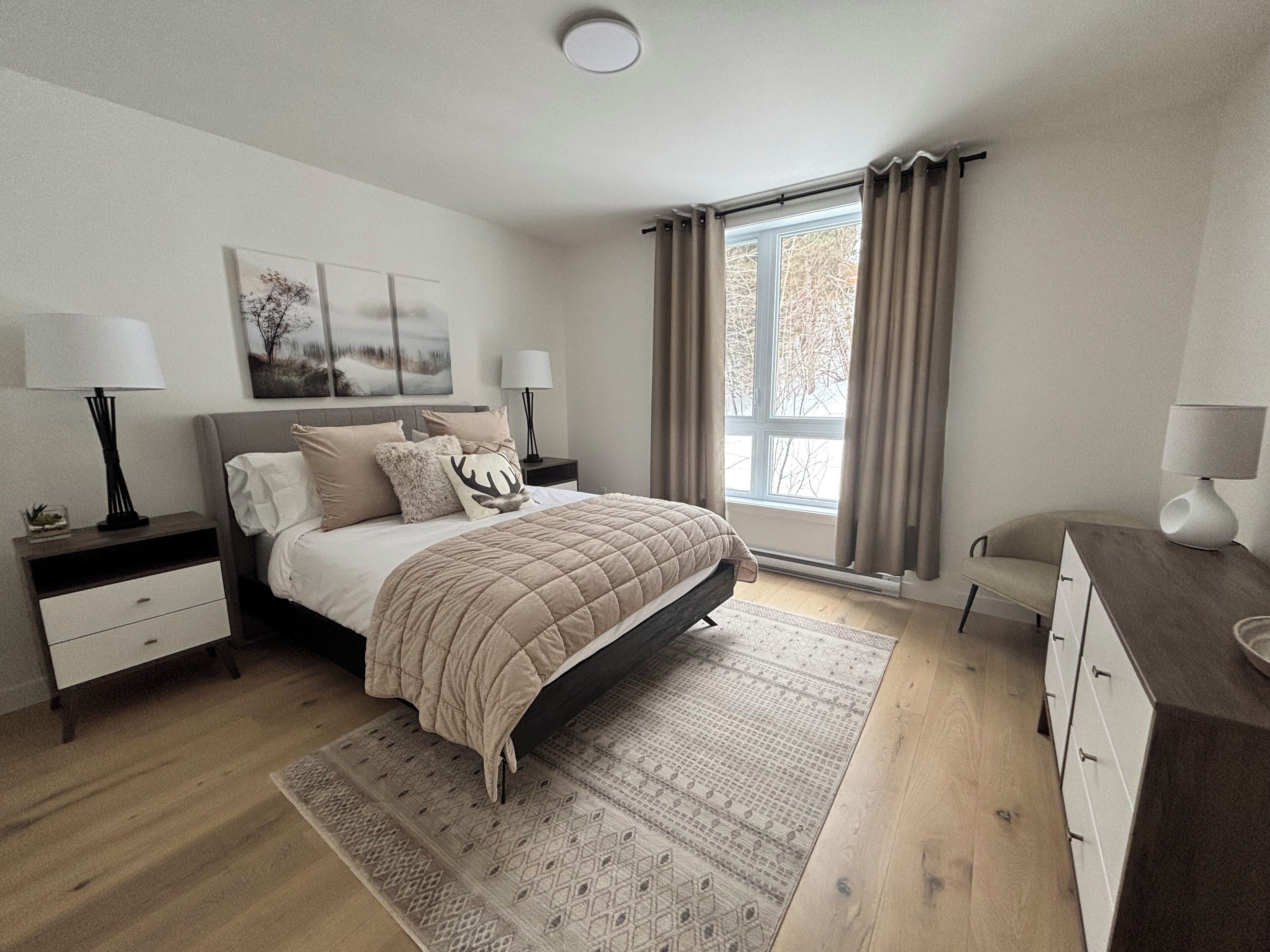 Kondominium (Le 205) | Seprai premium, kedap suara, dan setrika/meja setrika