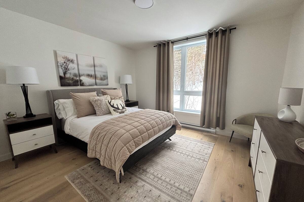 Kondominium (Le 205) | Seprai premium, kedap suara, dan setrika/meja setrika