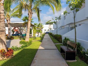 Property grounds - House in gated community with pool and grills - Almarena 1438 (Mazatlán)